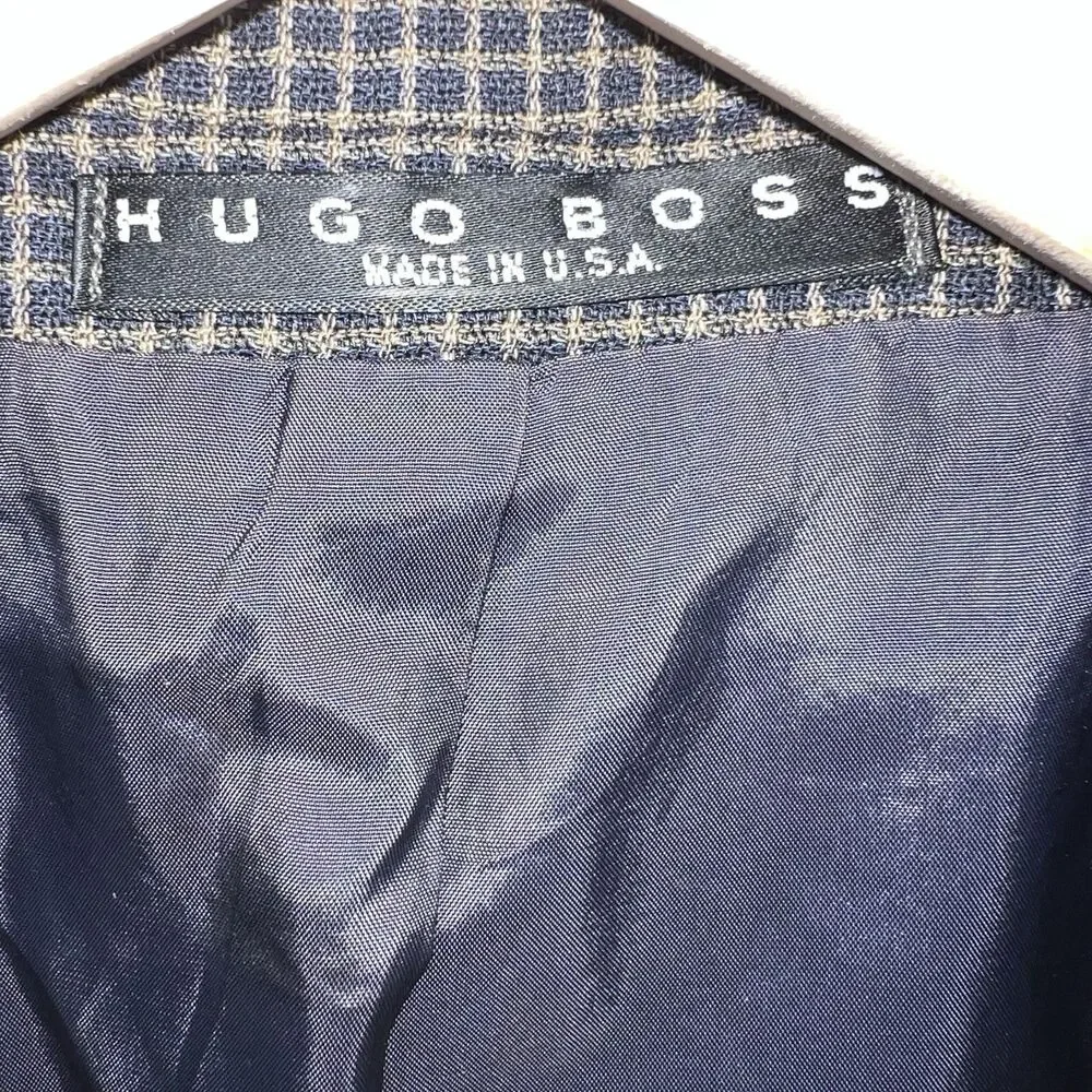 HUGO BOSS Apollon Blazer Sport Coat 100% Wool Black w Tan Check 42R Wood Buttons